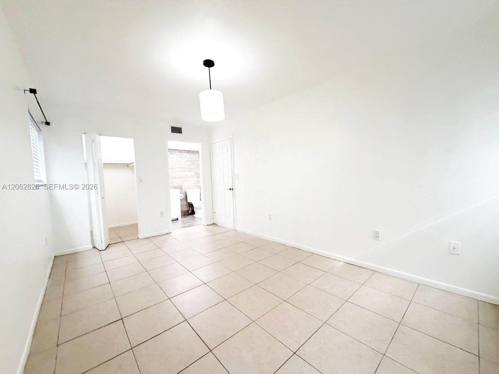 20681 NE 4th Pl # 101, Miami FL 33179 photo 4
