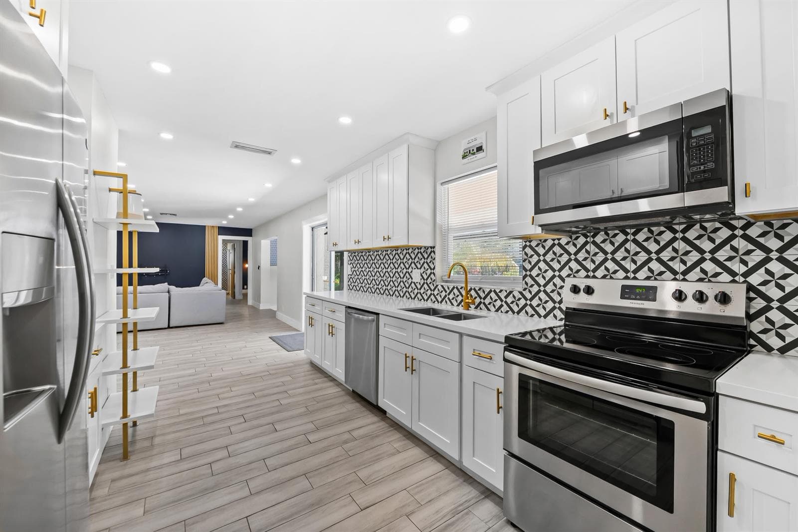 1226 SE 14TH Street, Deerfield Beach FL 33441 photo 4