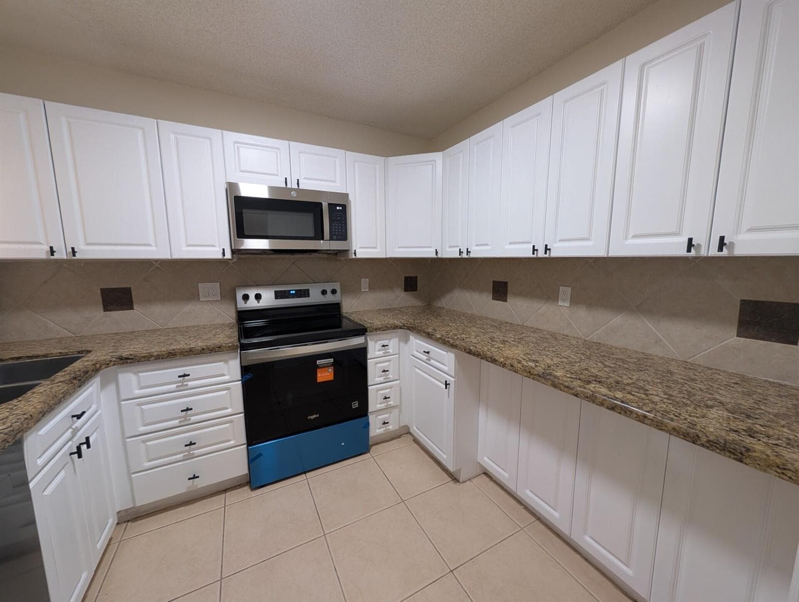 3830 Coral Tree Circle, Coconut Creek FL 33073 photo 2