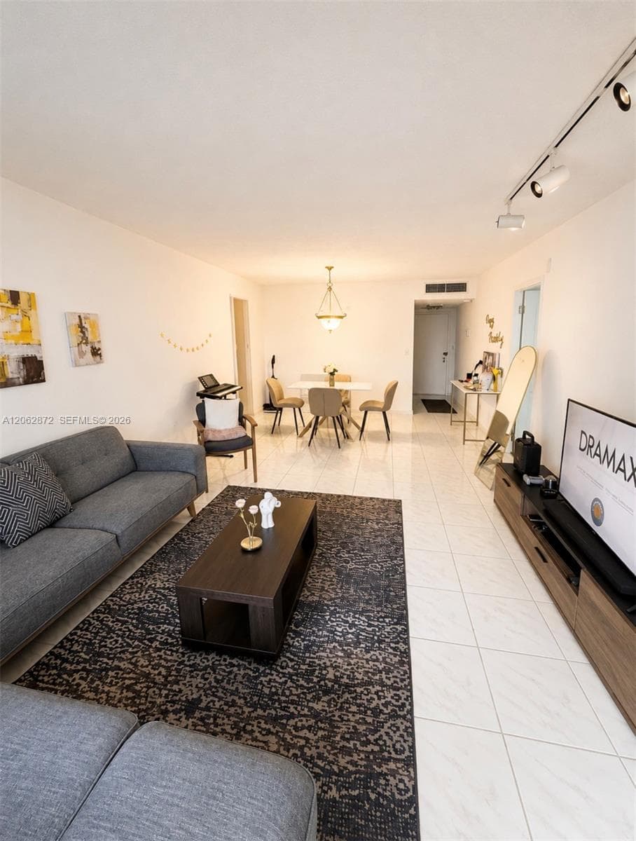 600 Three Islands Blvd # 1207, Hallandale Beach FL 33009 photo 2