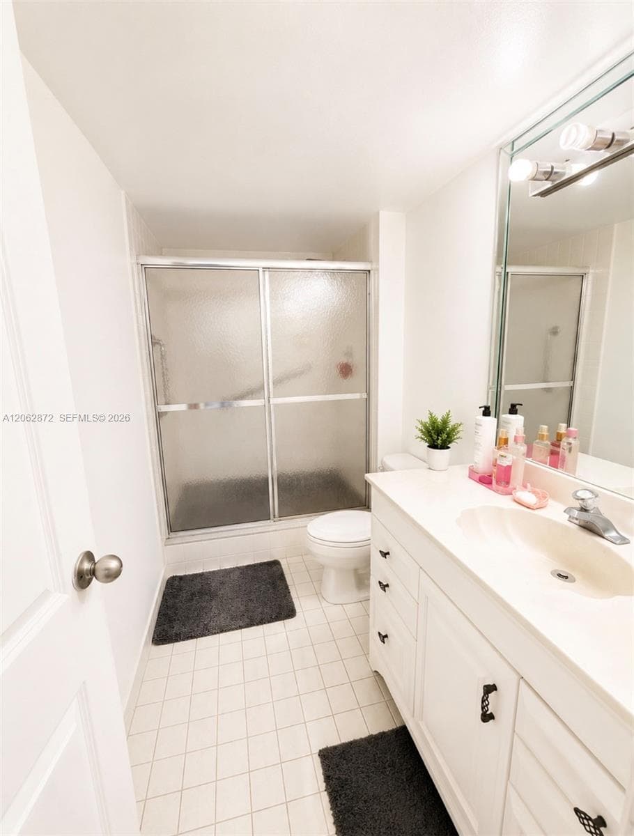 600 Three Islands Blvd # 1207, Hallandale Beach FL 33009 photo 5