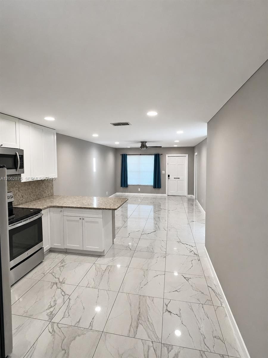 7761 NW 42nd Pl, Coral Springs FL 33065 photo 2