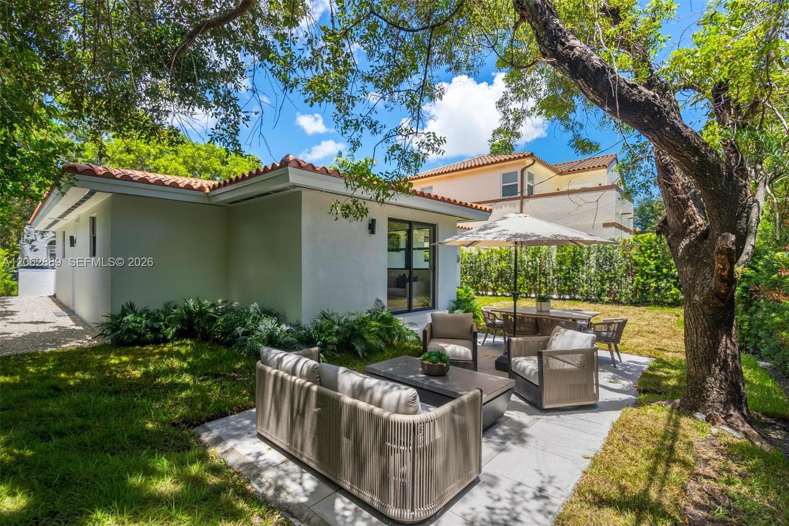 536 Minorca Ave, Coral Gables FL 33134 photo 5