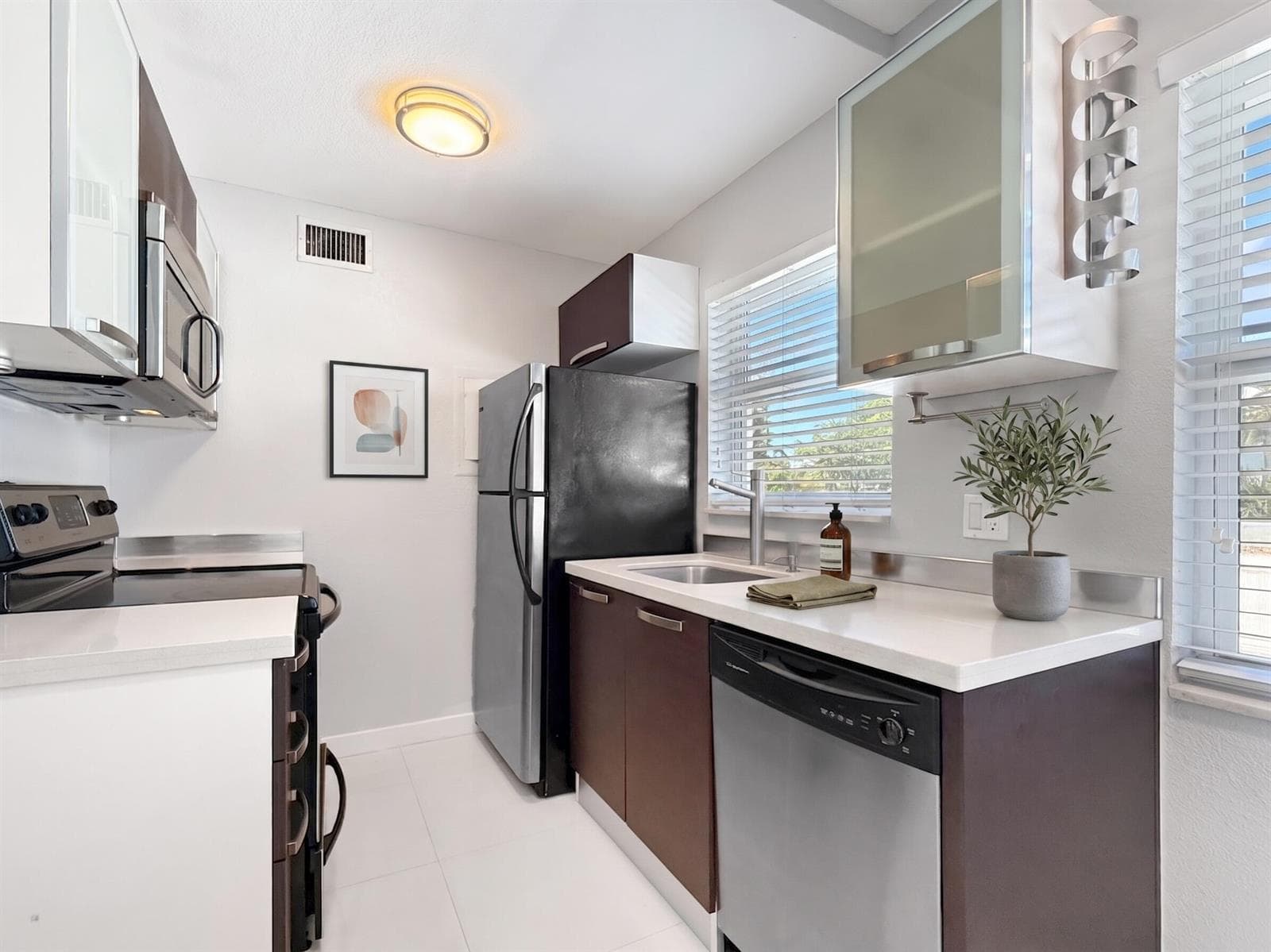416 NE 15th Avenue # 12, Fort Lauderdale FL 33301 photo 2