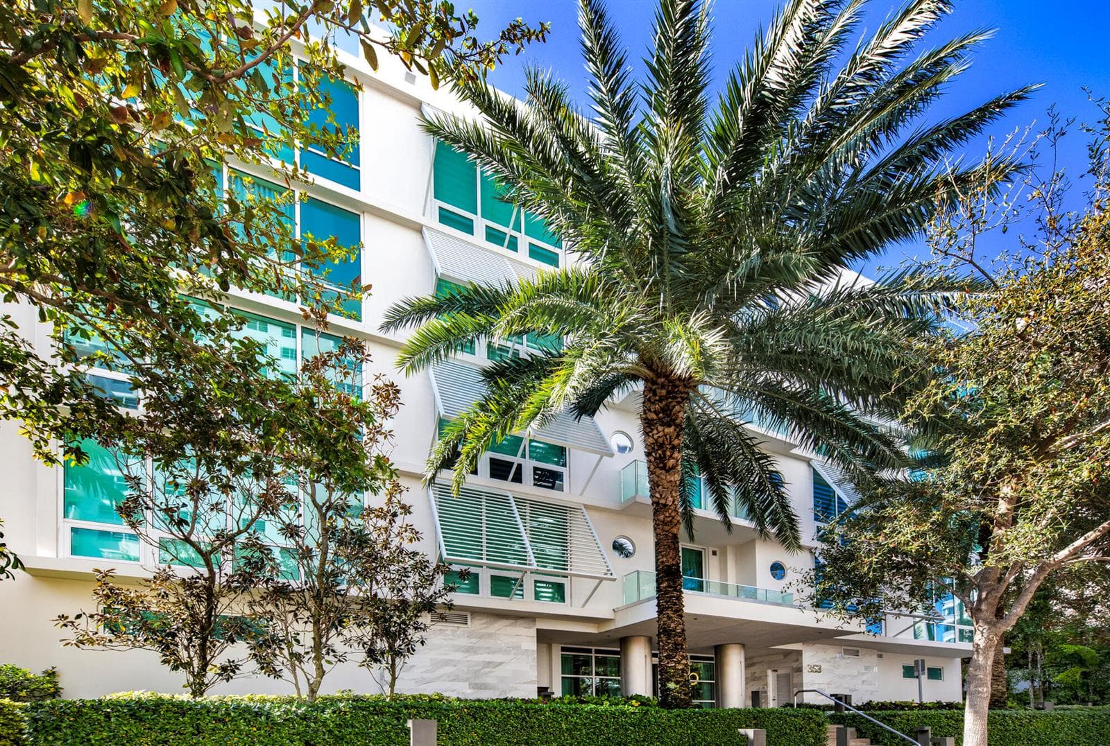 353 SUNSET Drive # 202, Fort Lauderdale FL 33301 photo 3