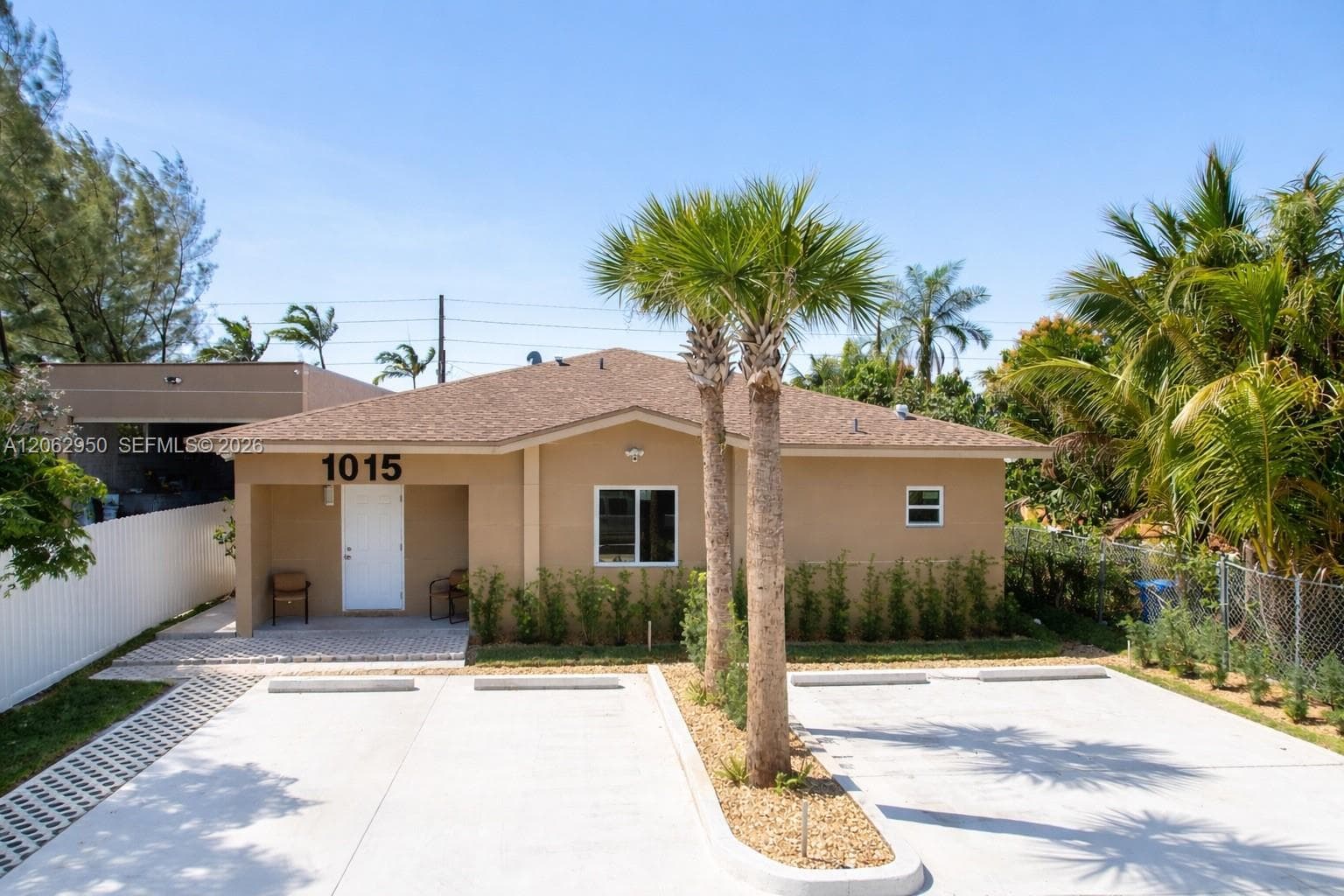 1015 NW 8th Ave # B, Fort Lauderdale, FL 33311