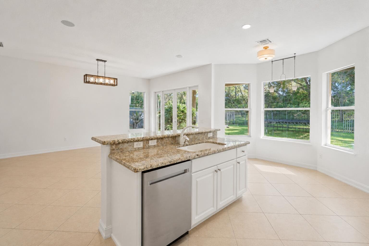 11394 MILLPOND GREENS Drive, Boynton Beach FL 33473 photo 4