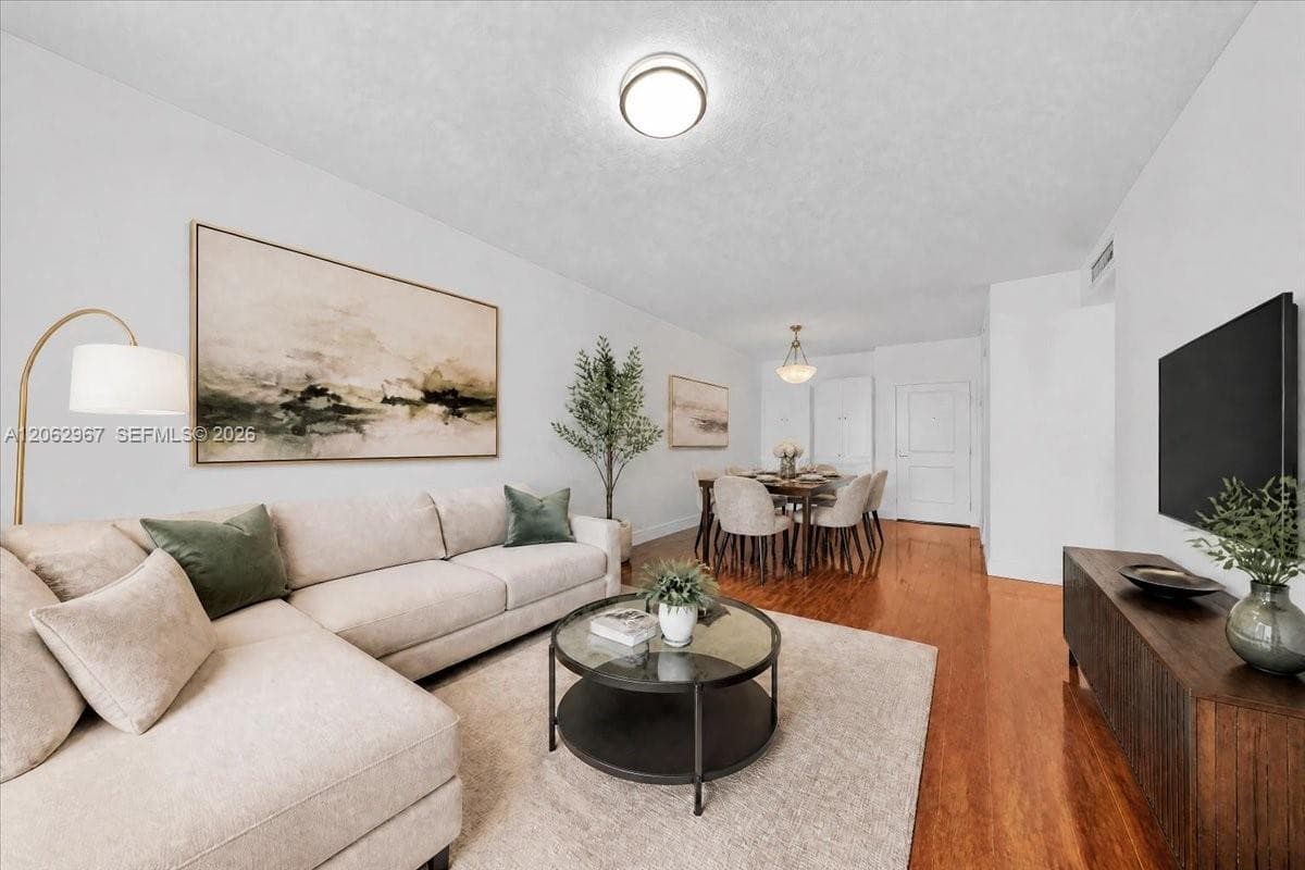 1250 S Miami Ave # 2106, Miami FL 33130