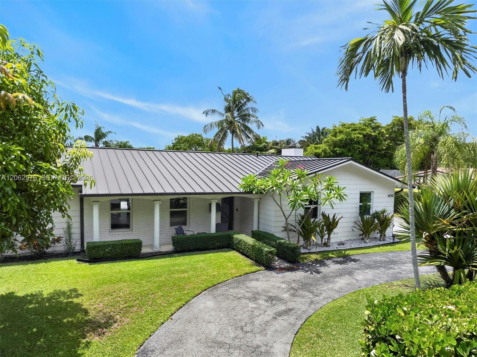 16840 SW 87th Ave, Palmetto Bay FL 33157