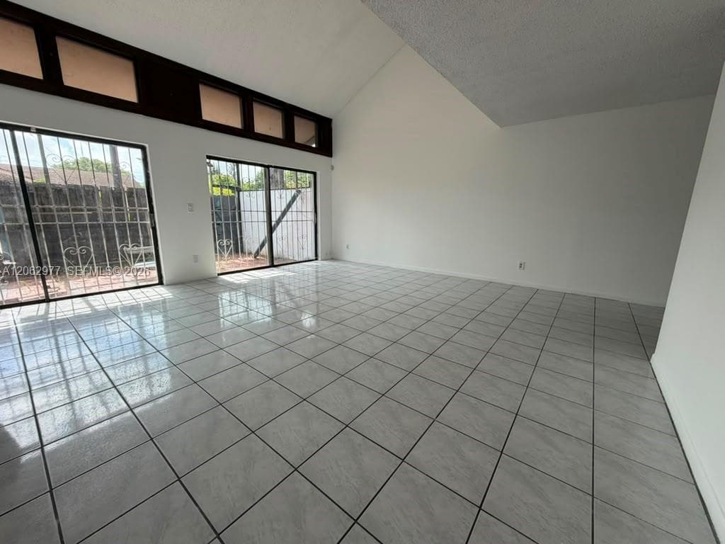 4045 SW 68th Way # 5-I, Miramar FL 33023 photo 2
