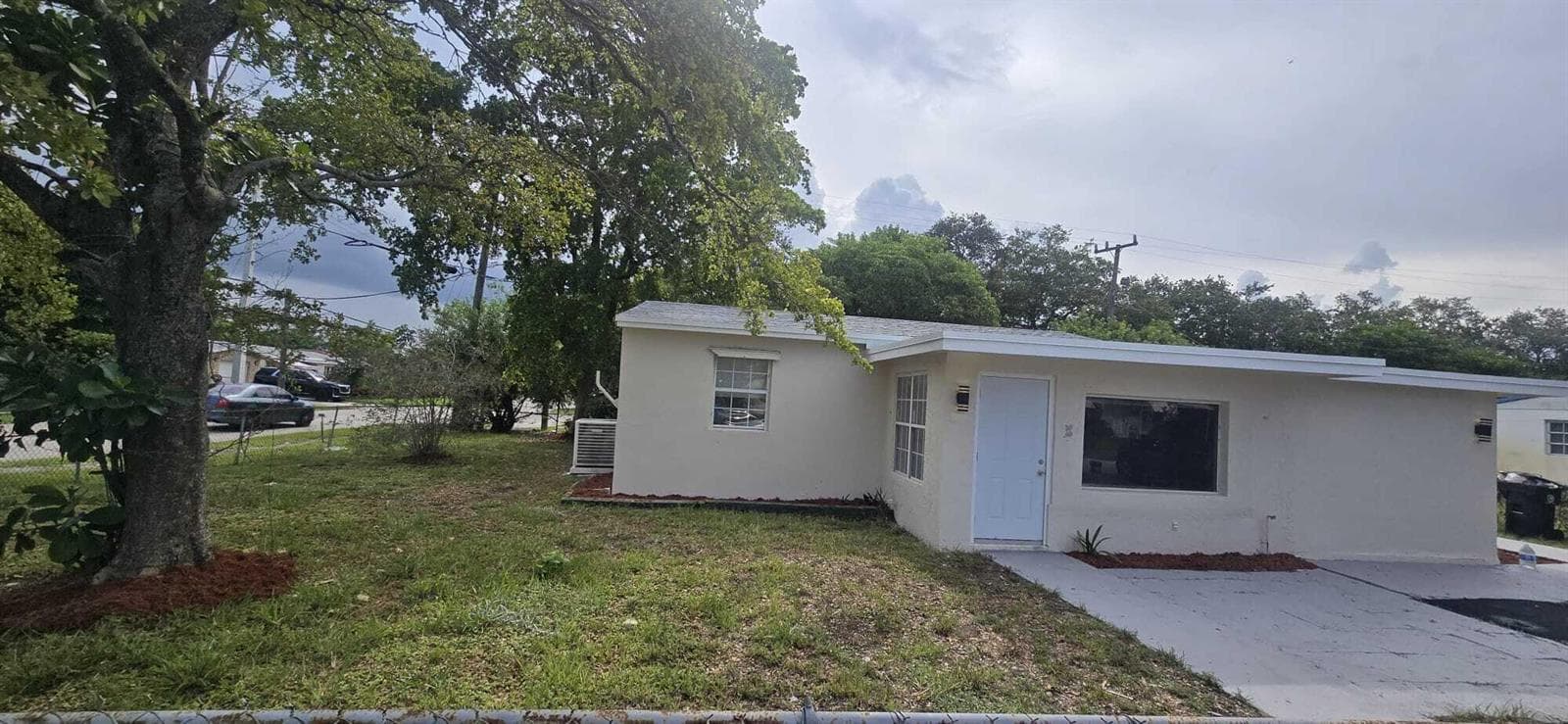 1101 NW 23RD Terrace, Fort Lauderdale FL 33311 photo 2