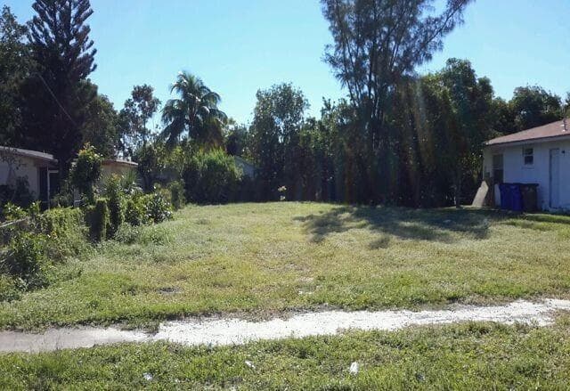 174 SW 5TH Street, Deerfield Beach FL 33441