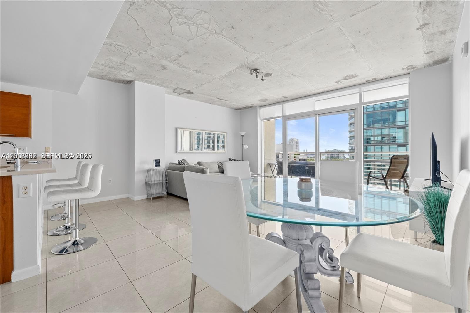 3250 NE 1st Ave # 917, Miami FL 33137 photo 4