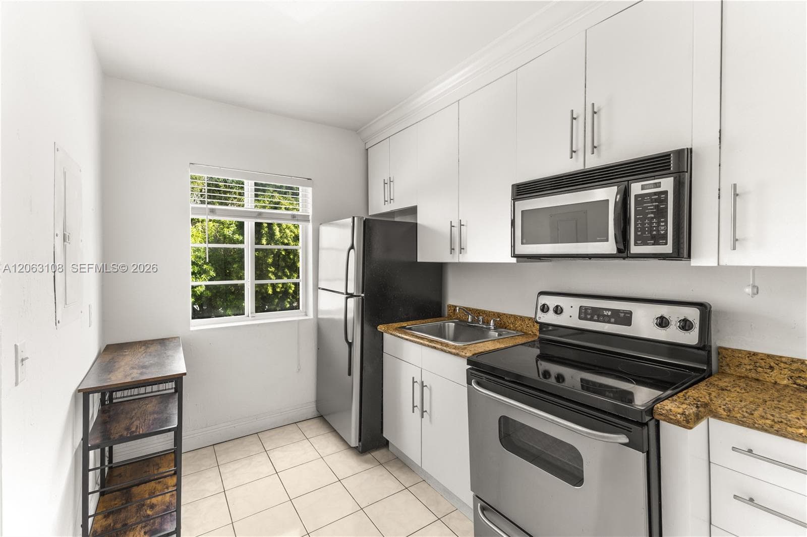 1241 14th St # 9, Miami Beach, FL 33139 photo 4