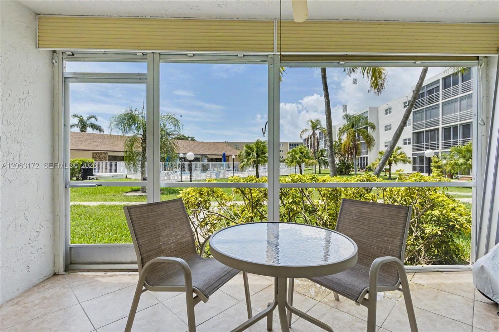 414 SE 10th St # 103, Dania Beach FL 33004