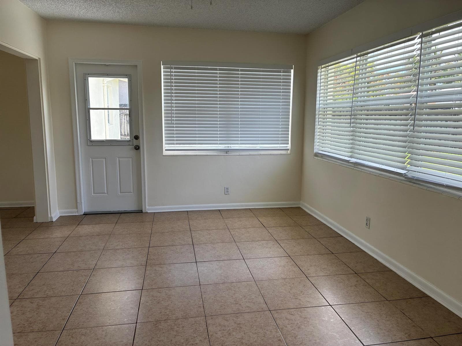 1142 GARNETT Street, Lantana FL 33462 photo 5