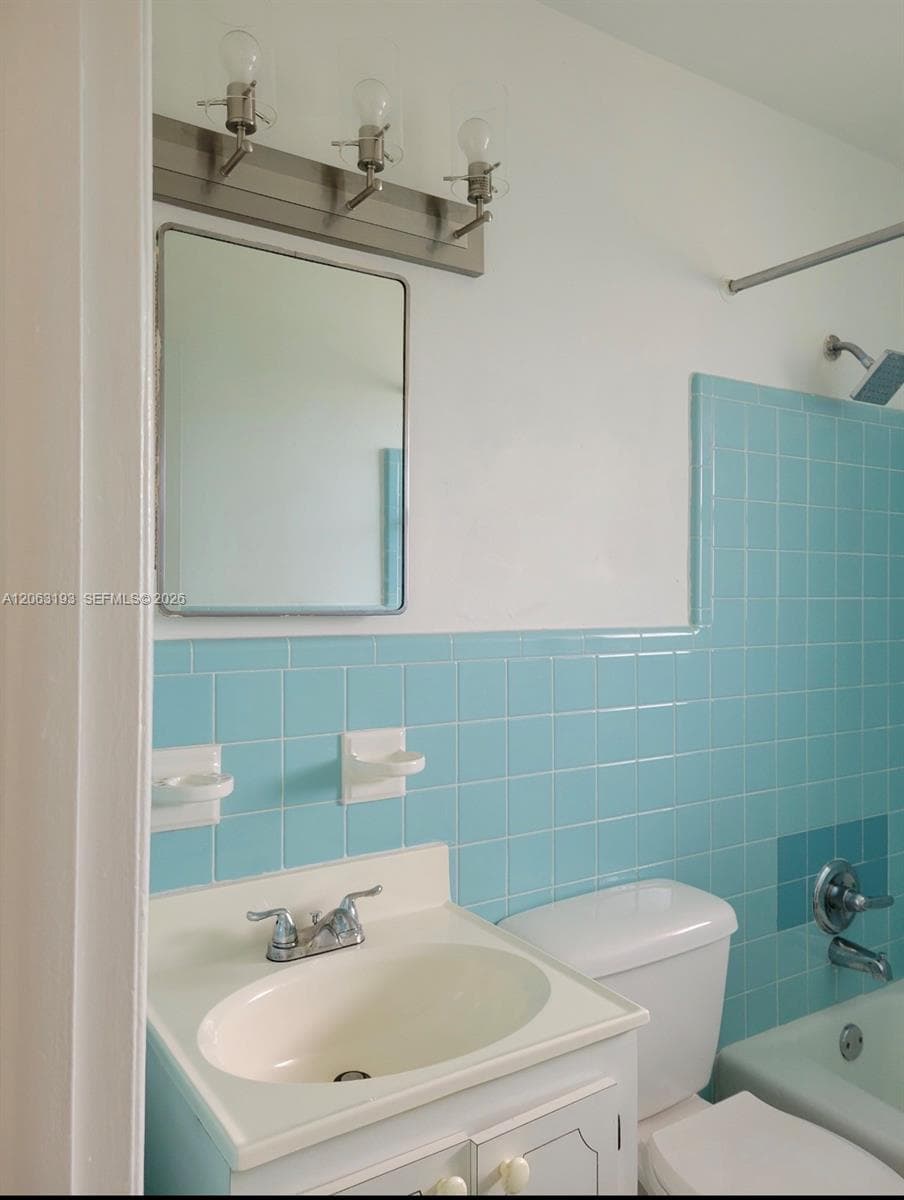 3881 W Flagler St # 305, Miami, FL 33134 photo 4