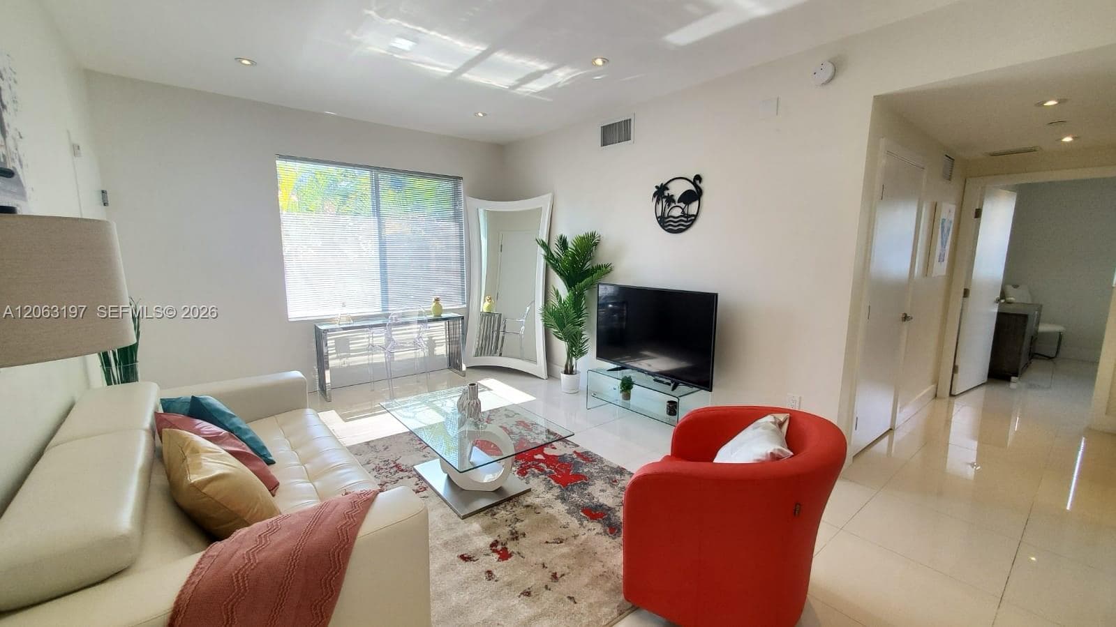1620 Bay Rd, Miami Beach FL 33139 photo 3