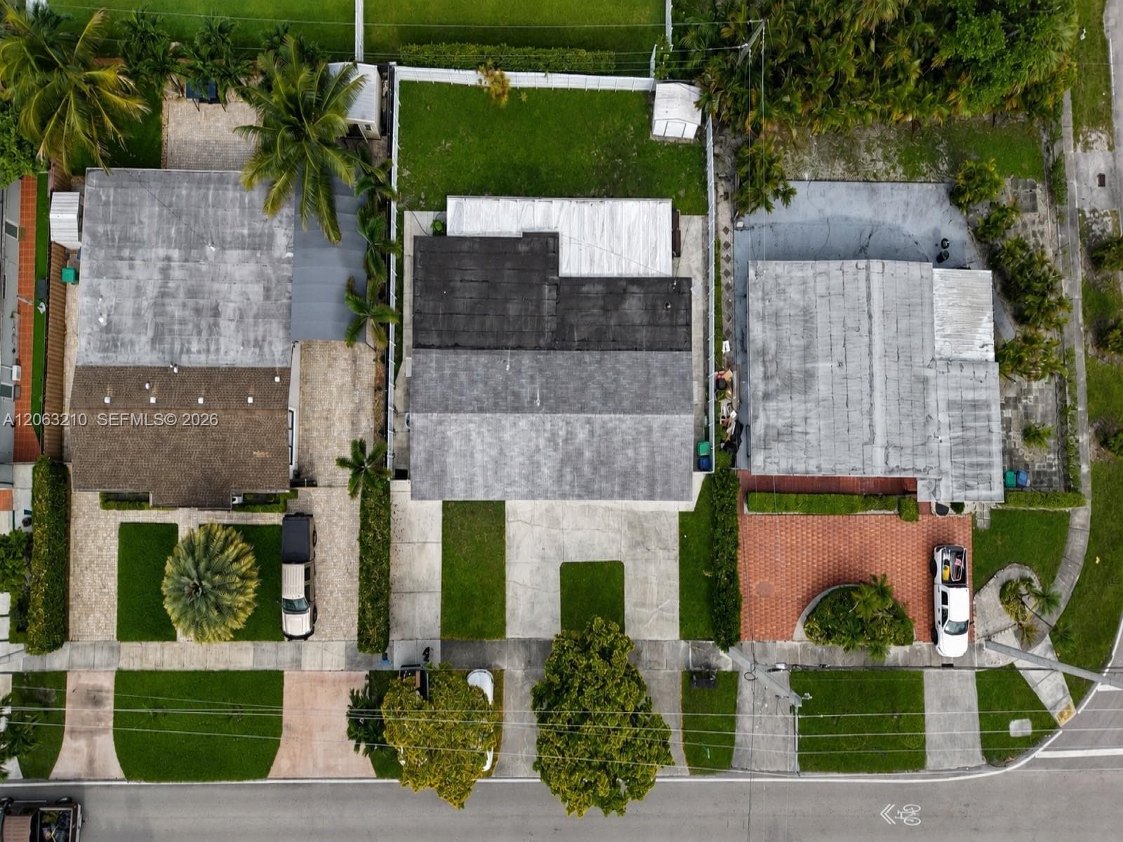18150 NW 82nd Ave, Hialeah FL 33015 photo 4