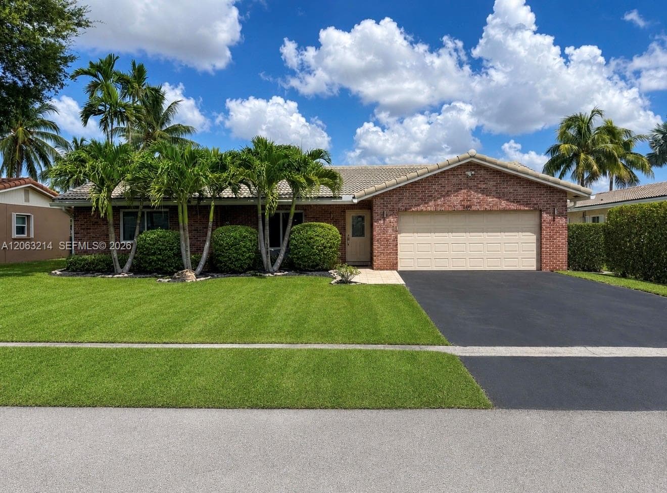 3701 NW 114th Ave, Coral Springs FL 33065
