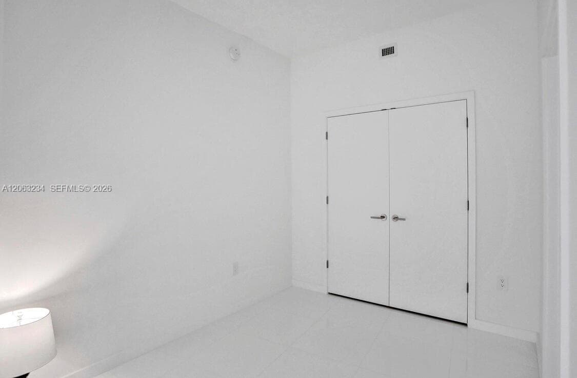 851 NE 1st Ave # 3510, Miami FL 33132 photo 3