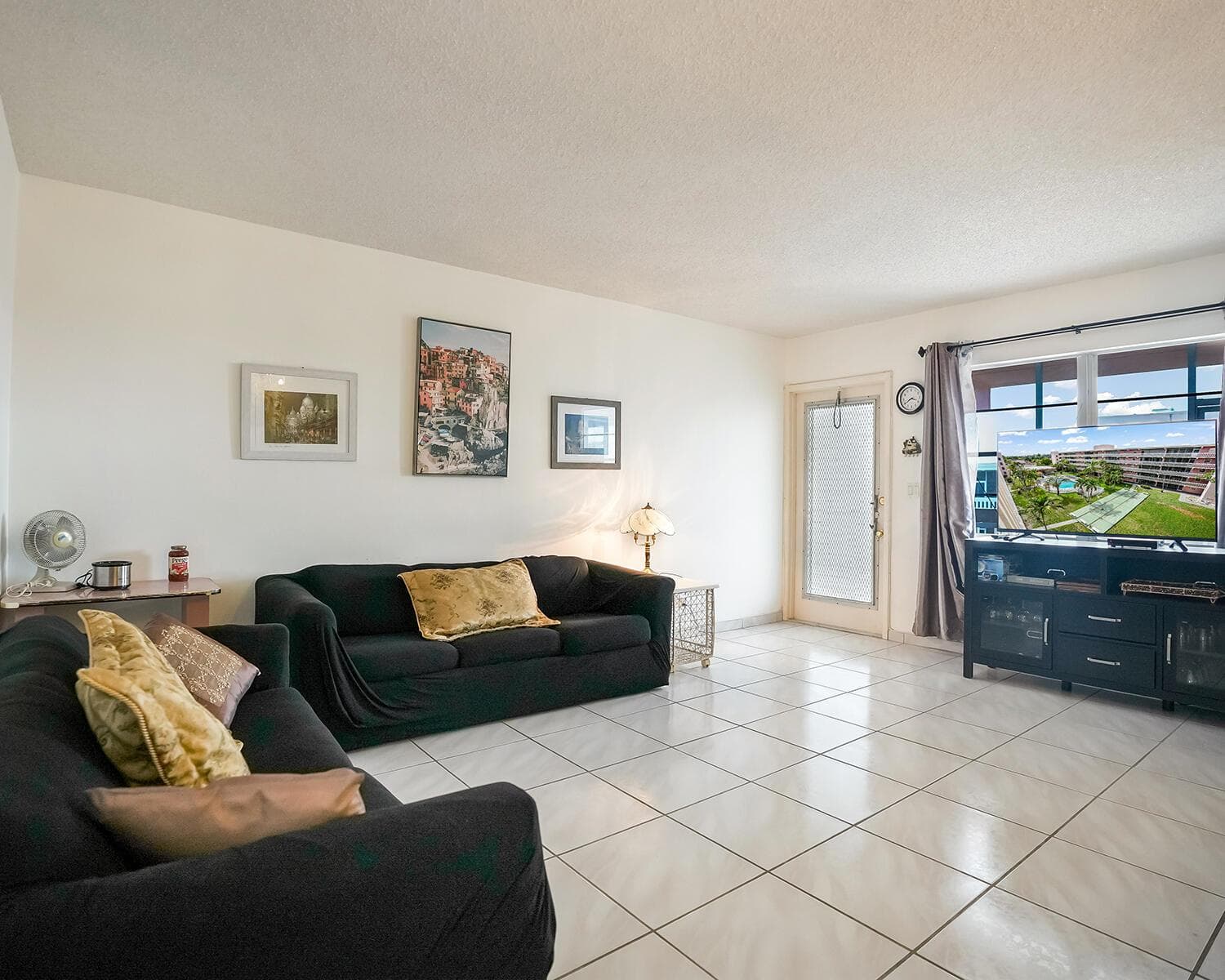 180 NE 12th Avenue # 15E, Hallandale Beach FL 33009 photo 3