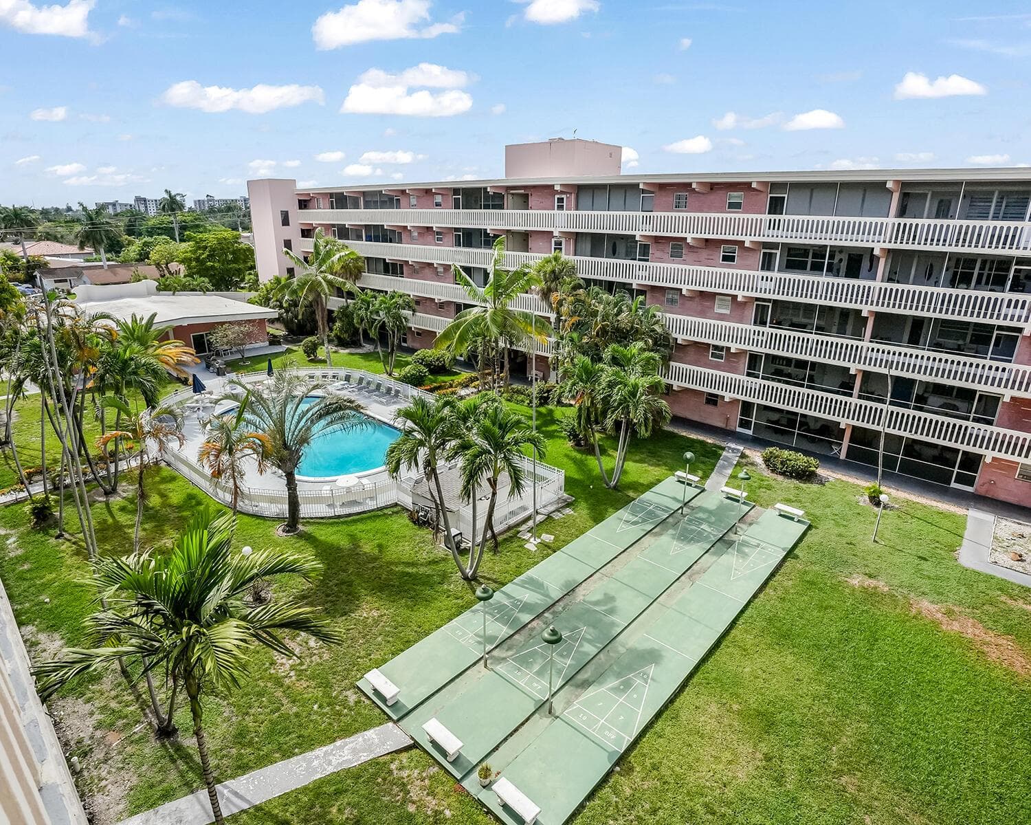 180 NE 12th Avenue # 15E, Hallandale Beach FL 33009