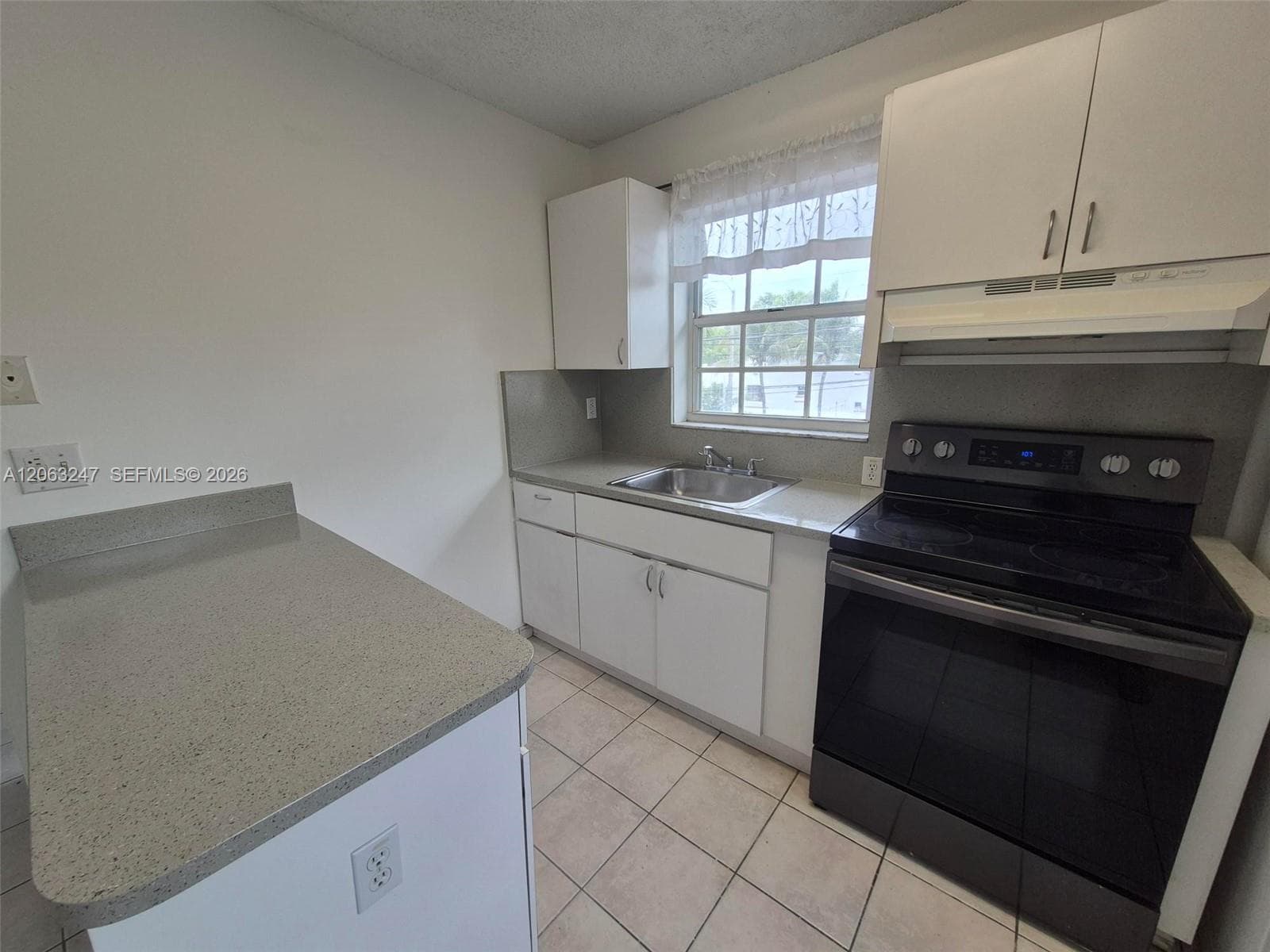 1366 SW 4th St # 3, Miami, FL 33135 photo 5