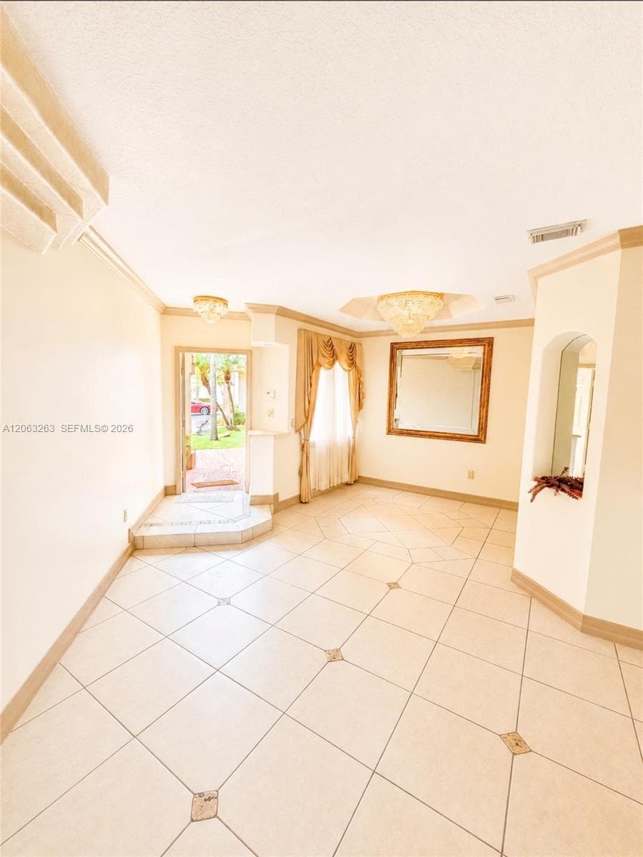8356 NW 10th St # 6D, Miami FL 33126 photo 2