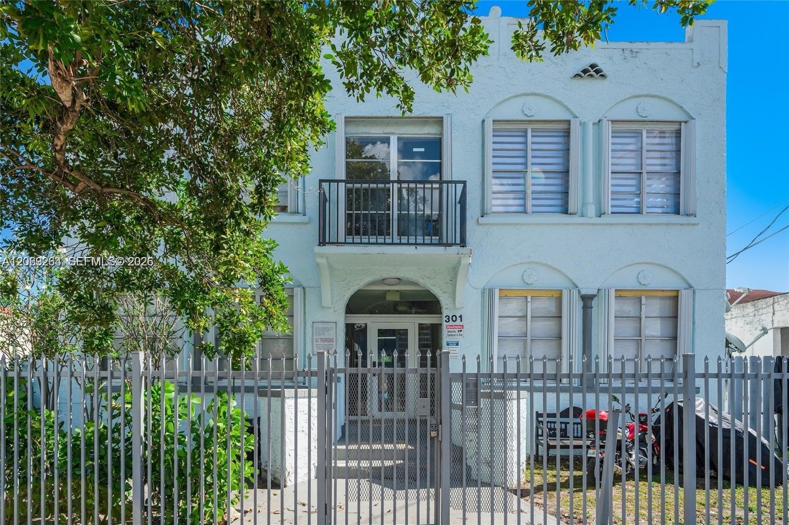 301 SW 10th Ave # 4, Miami FL 33130