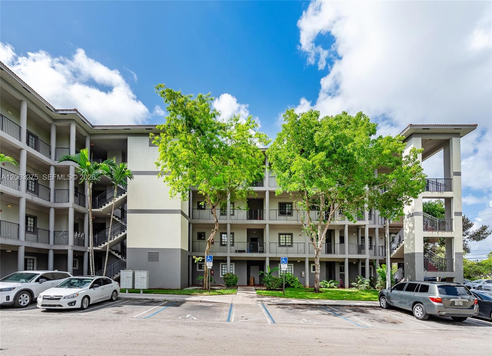 2851 Riverside Dr # 207-N, Coral Springs FL 33065 photo 4