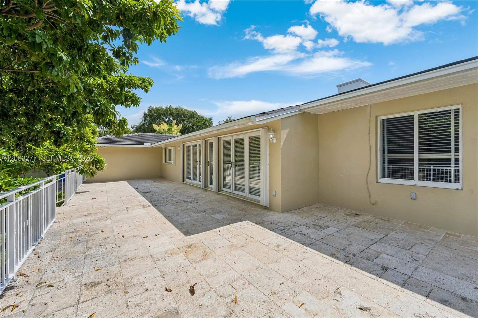 2514 E Granada Blvd, Coral Gables FL 33134 photo 5