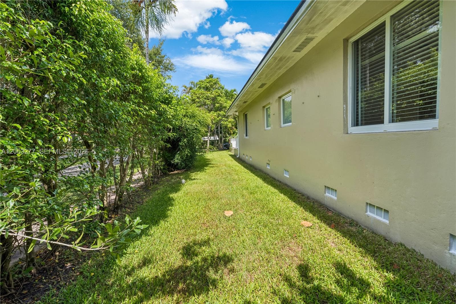 2514 E Granada Blvd, Coral Gables FL 33134 photo 4
