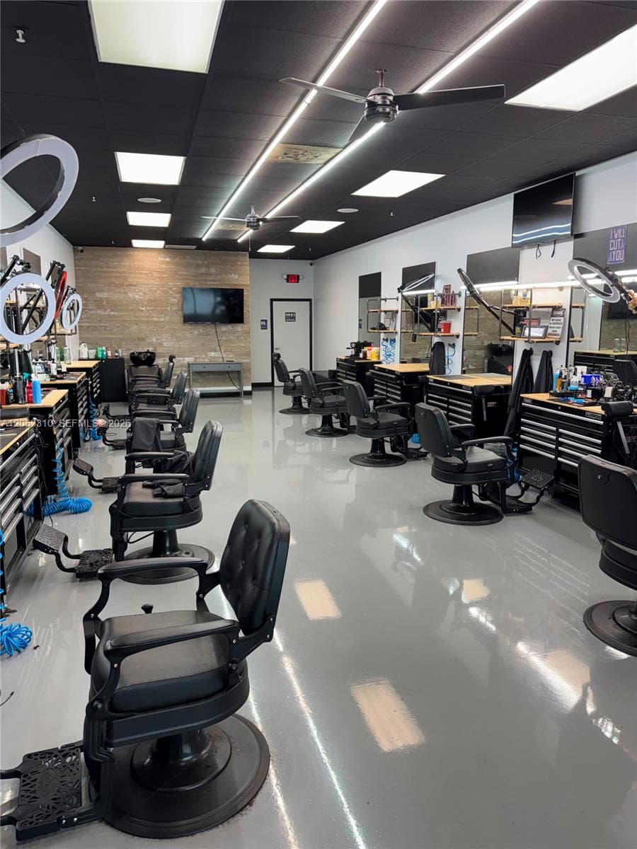 Well Established Barber Shop in West Kendall, Kendall FL 33196 photo 3