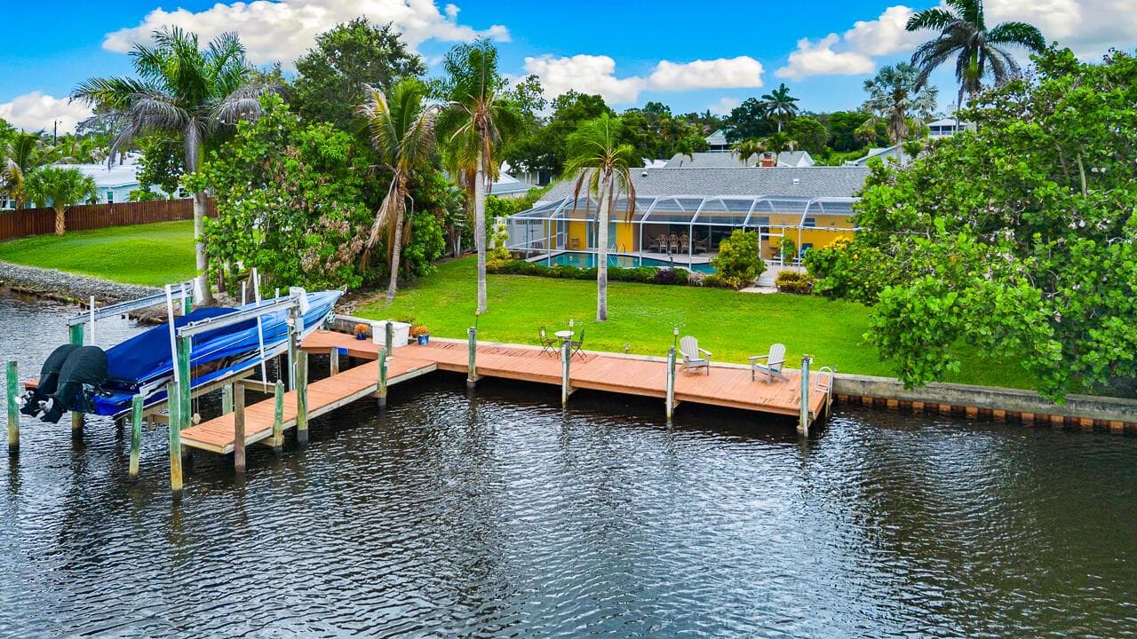 622 SW Pine Tree Lane, Palm City FL 34990 photo 4