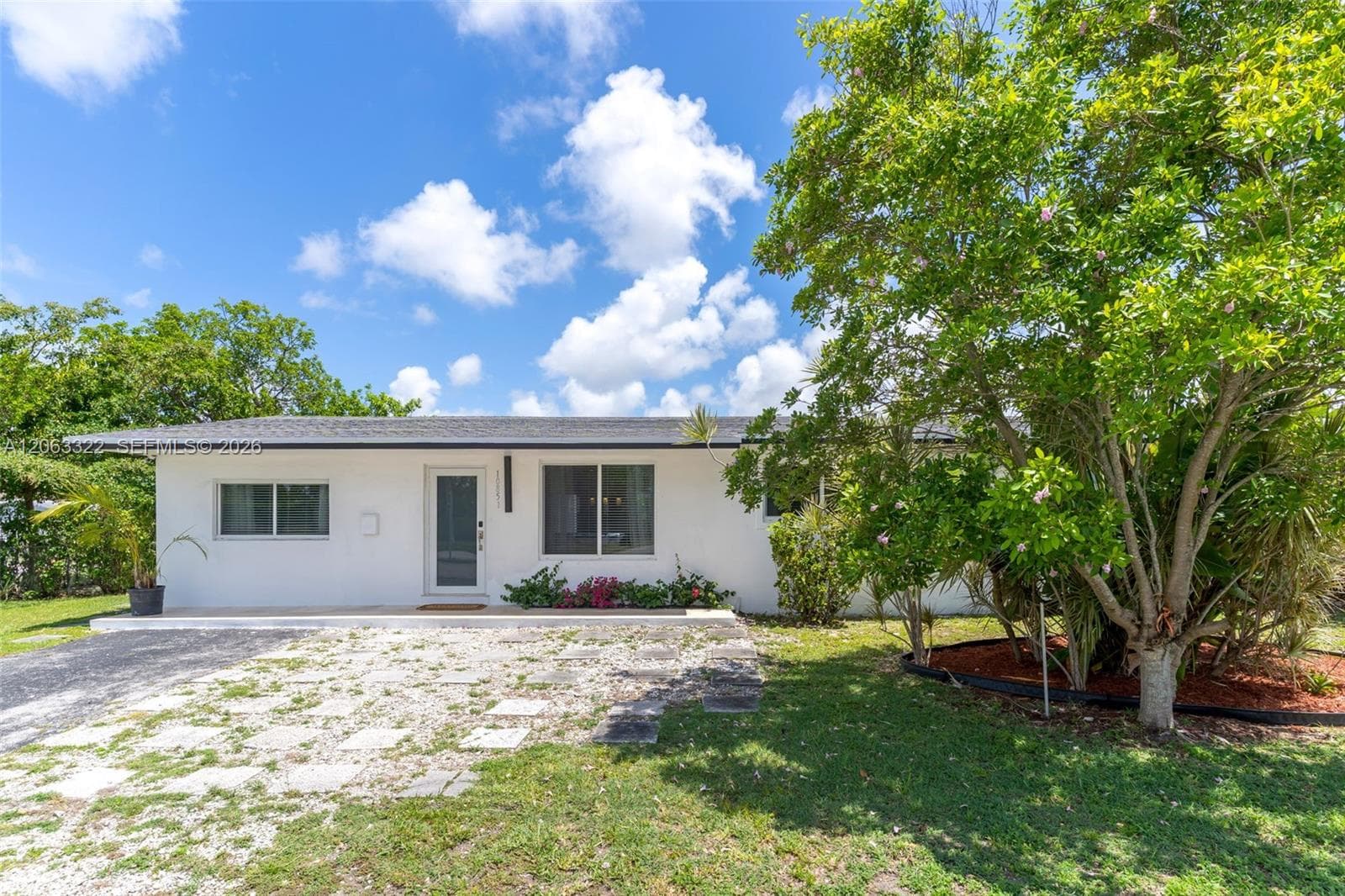 10851 SW 152nd St # ---, Miami, FL 33157