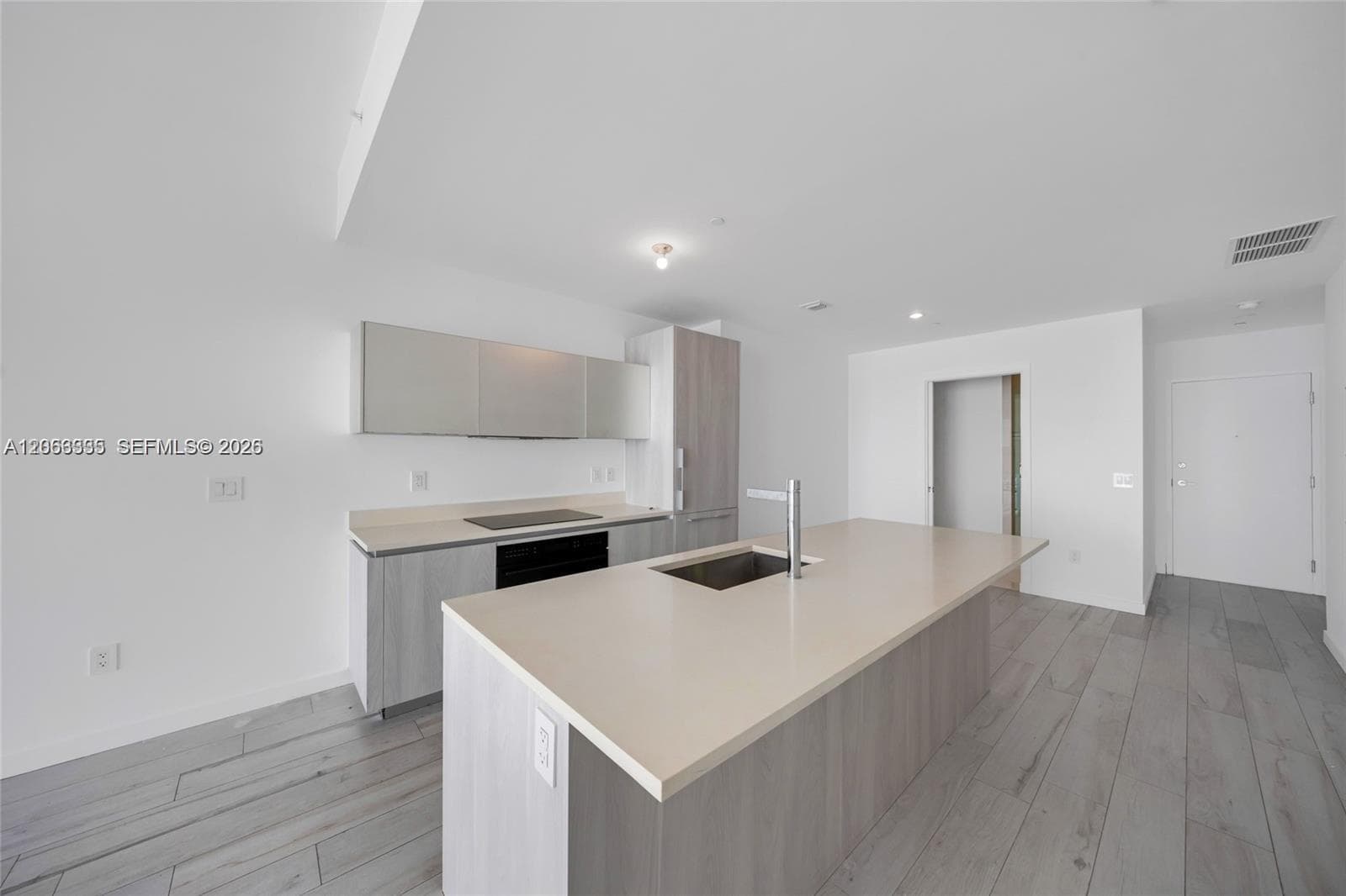 480 NE 31st St # 2003, Miami FL 33137 photo 4