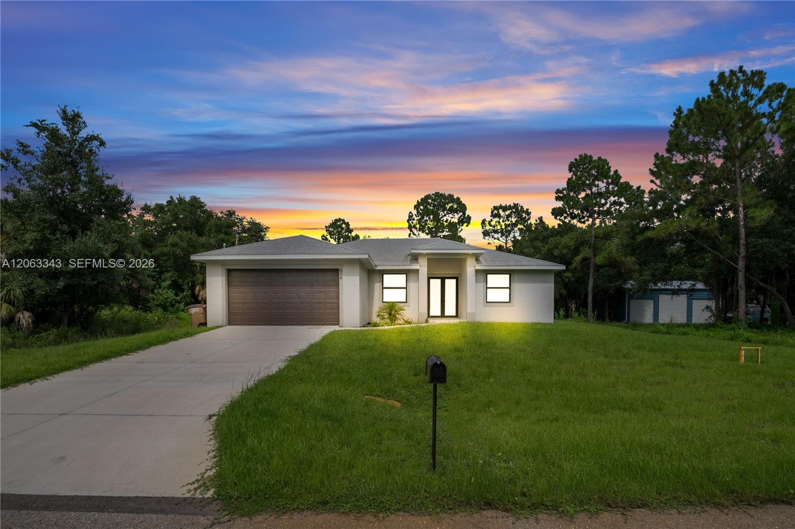 516 DAYTON AVE, Lehigh Acres FL 33972