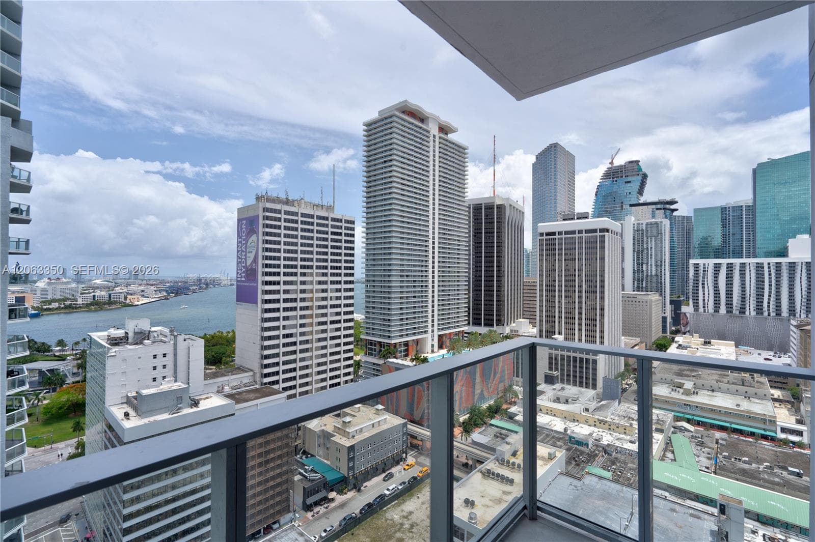 227 NE 2nd St # 2500, Miami FL 33132 photo 2