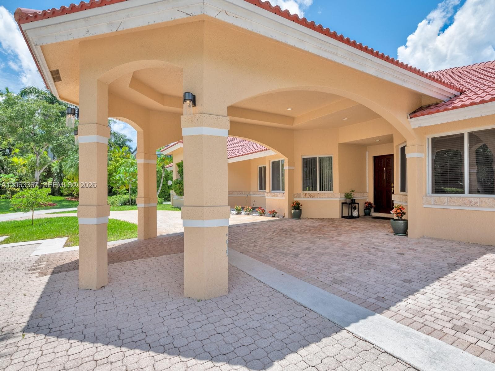 2710 Walkers way, Weston FL 33331 photo 5