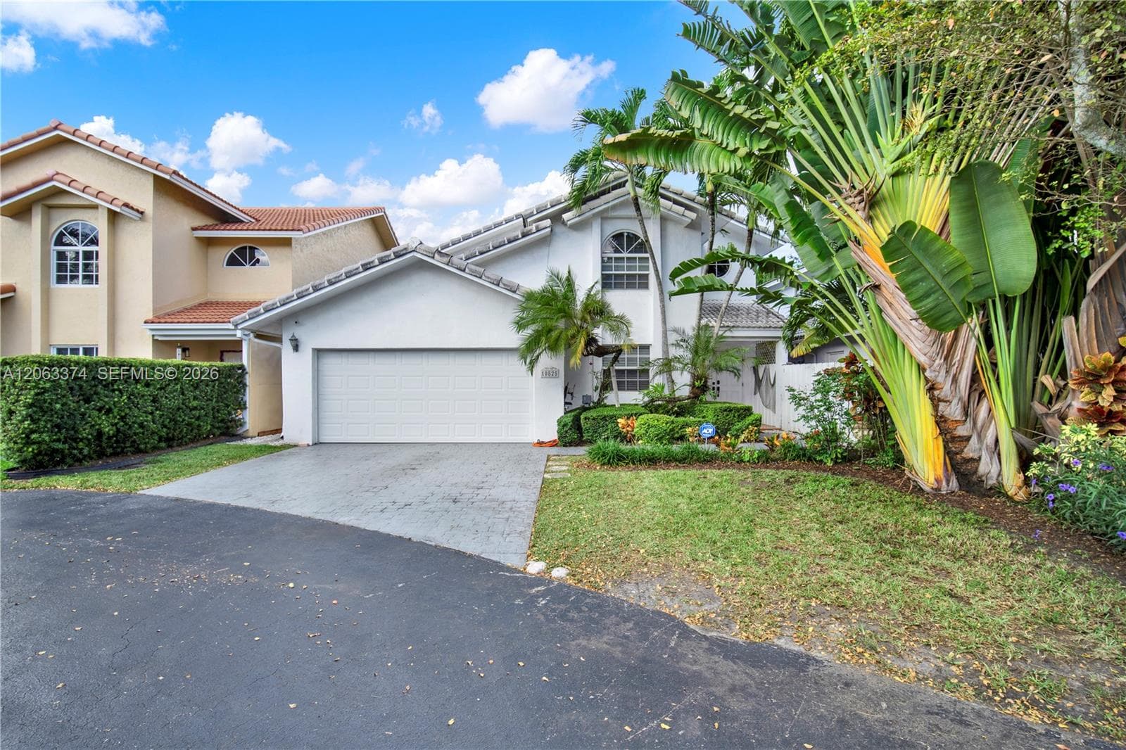 10825 SW 91st Ln, Miami FL 33176 photo 2