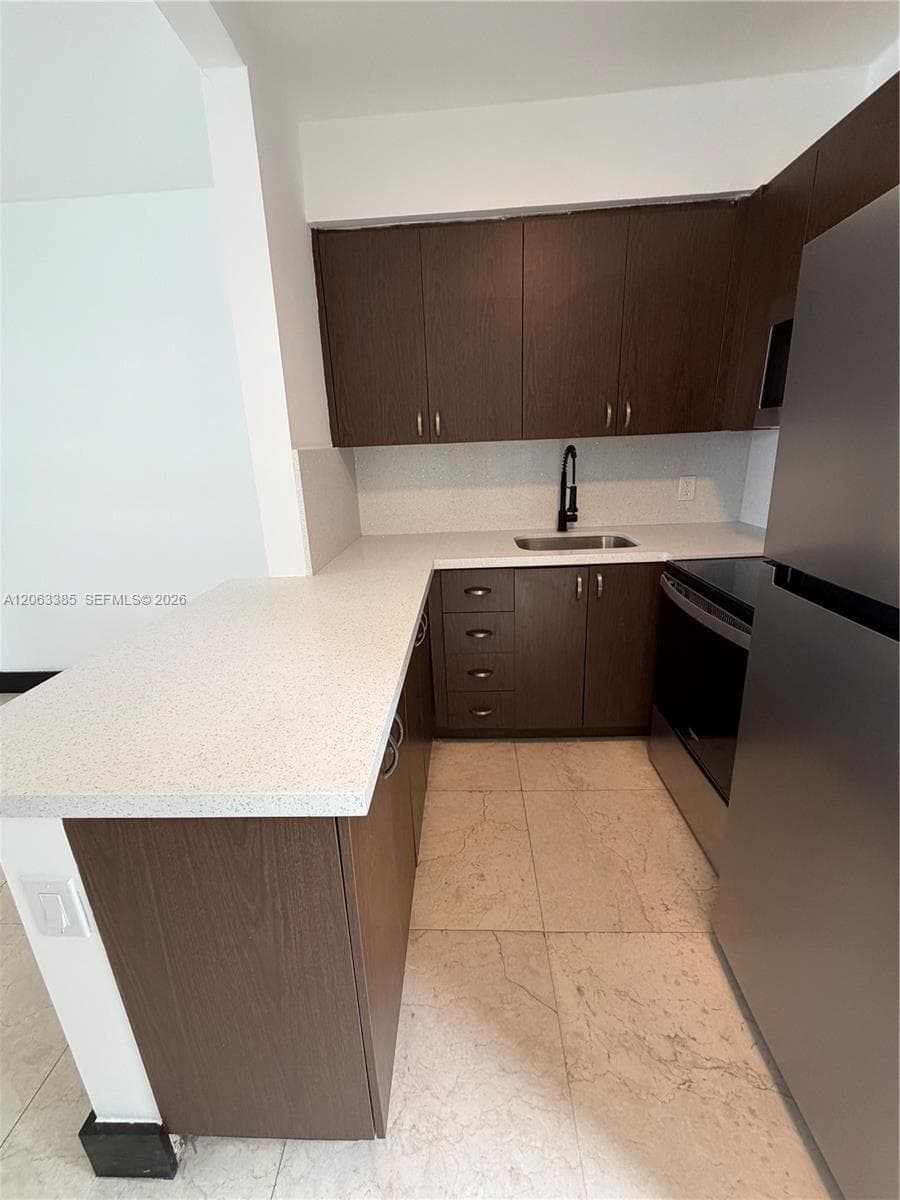 551 NE 62nd St # 14, Miami FL 33138 photo 4