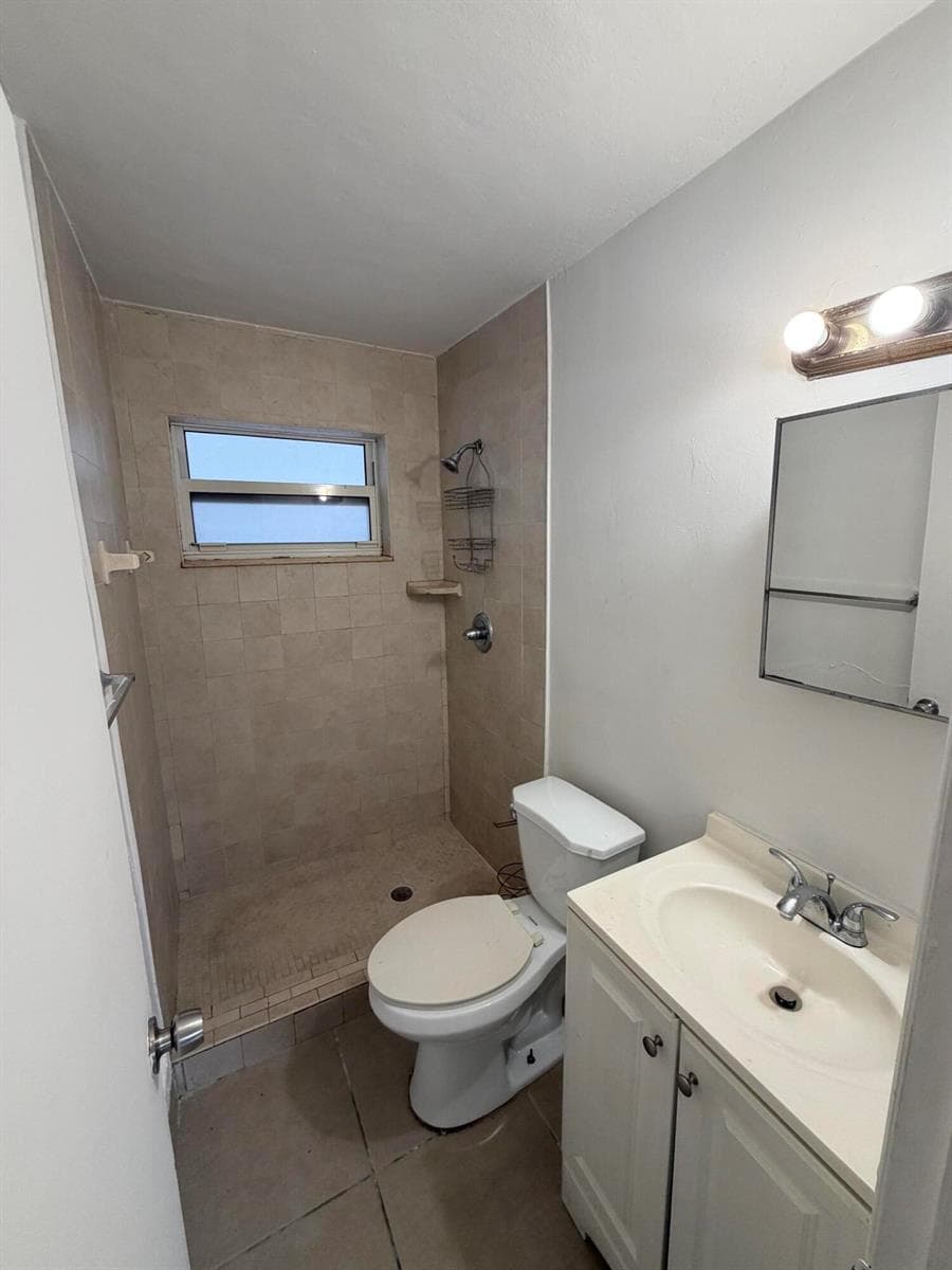 1124 NW 2ND Street # 2, Fort Lauderdale FL 33311 photo 5