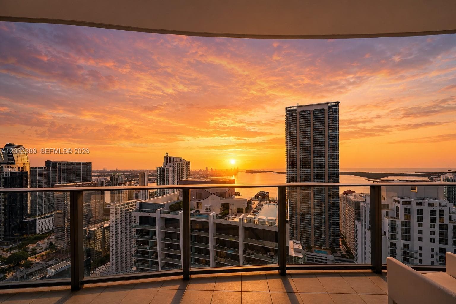 1000 Brickell Plz, Miami FL 33131 photo 3