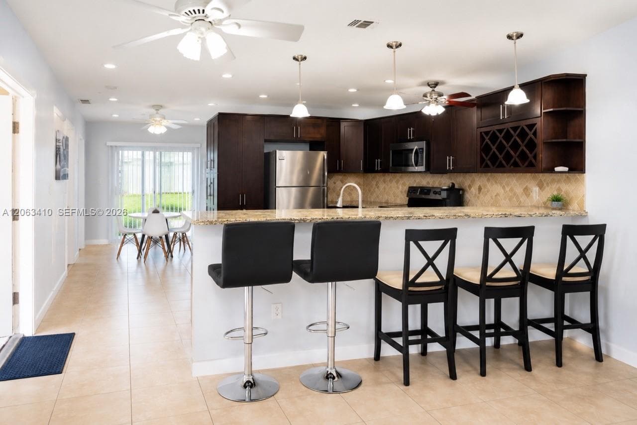 5780 SW 61st St # 5780, Miami, FL 33143 photo 3