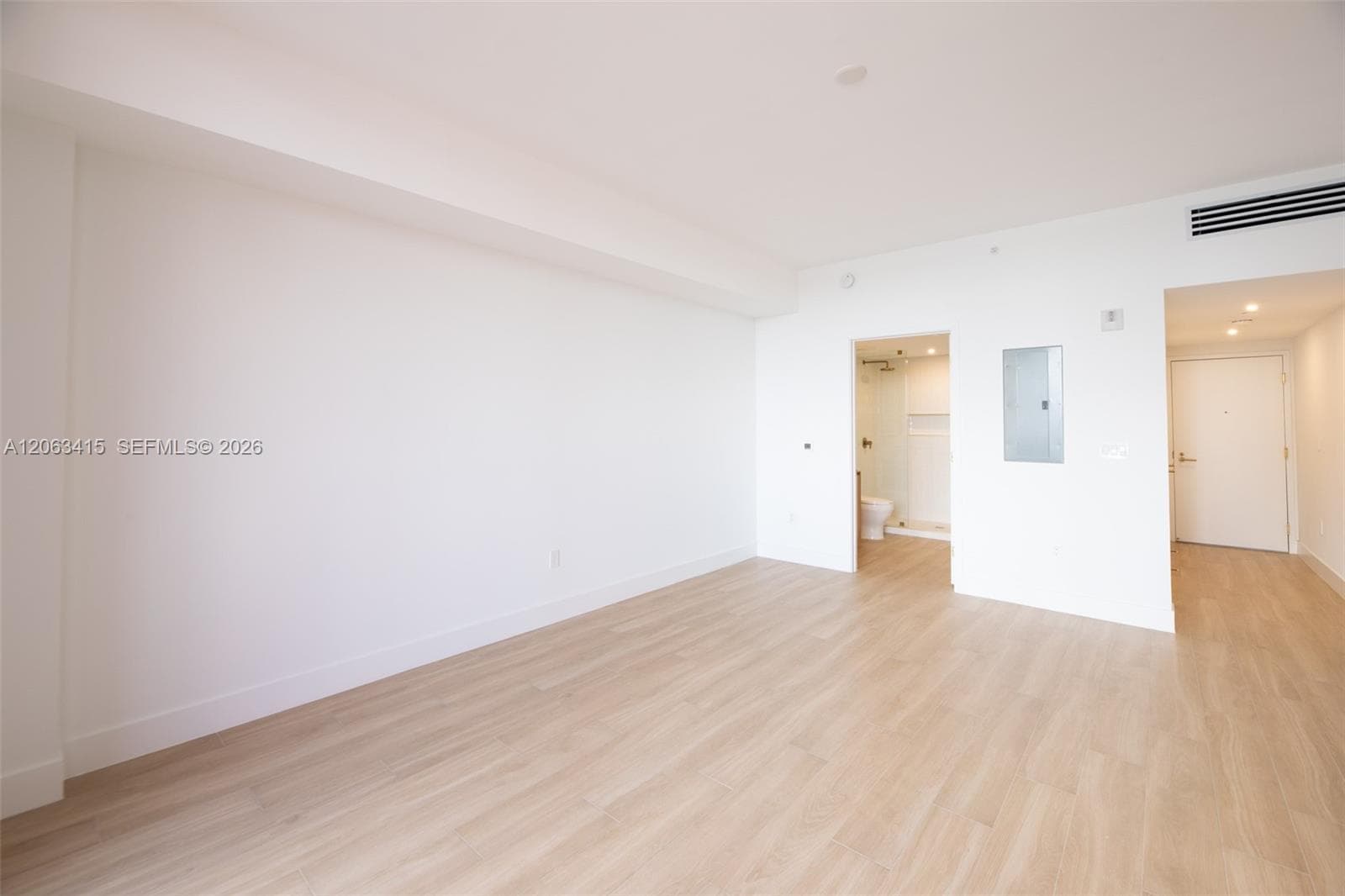 90 NE 32nd St # 516, Miami, FL 33137 photo 4