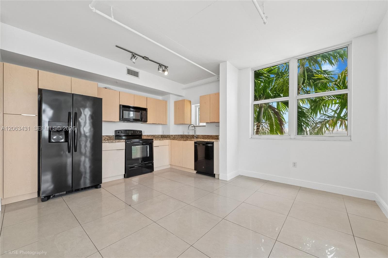 3180 SW 22nd Ter # 601, Miami, FL 33145 photo 4