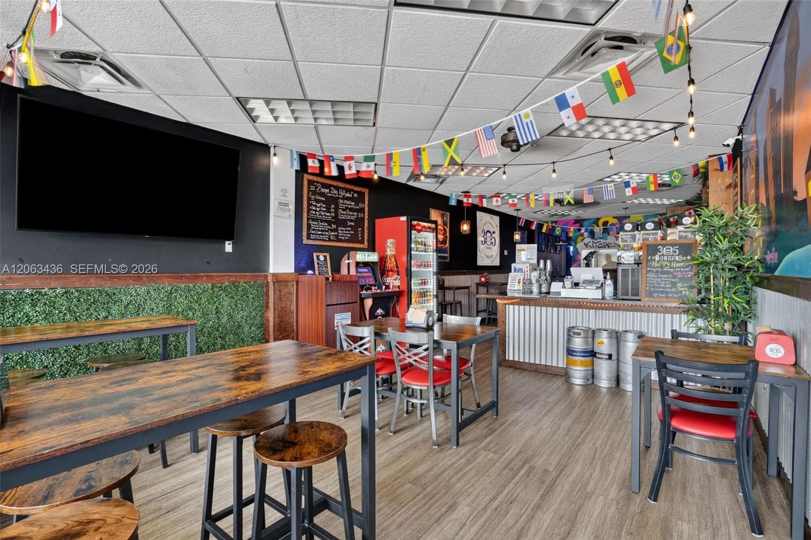 Turnkey Hollywood Restaurant w/ Hood, Gas & 2COP!, Hollywood FL 33021 photo 3
