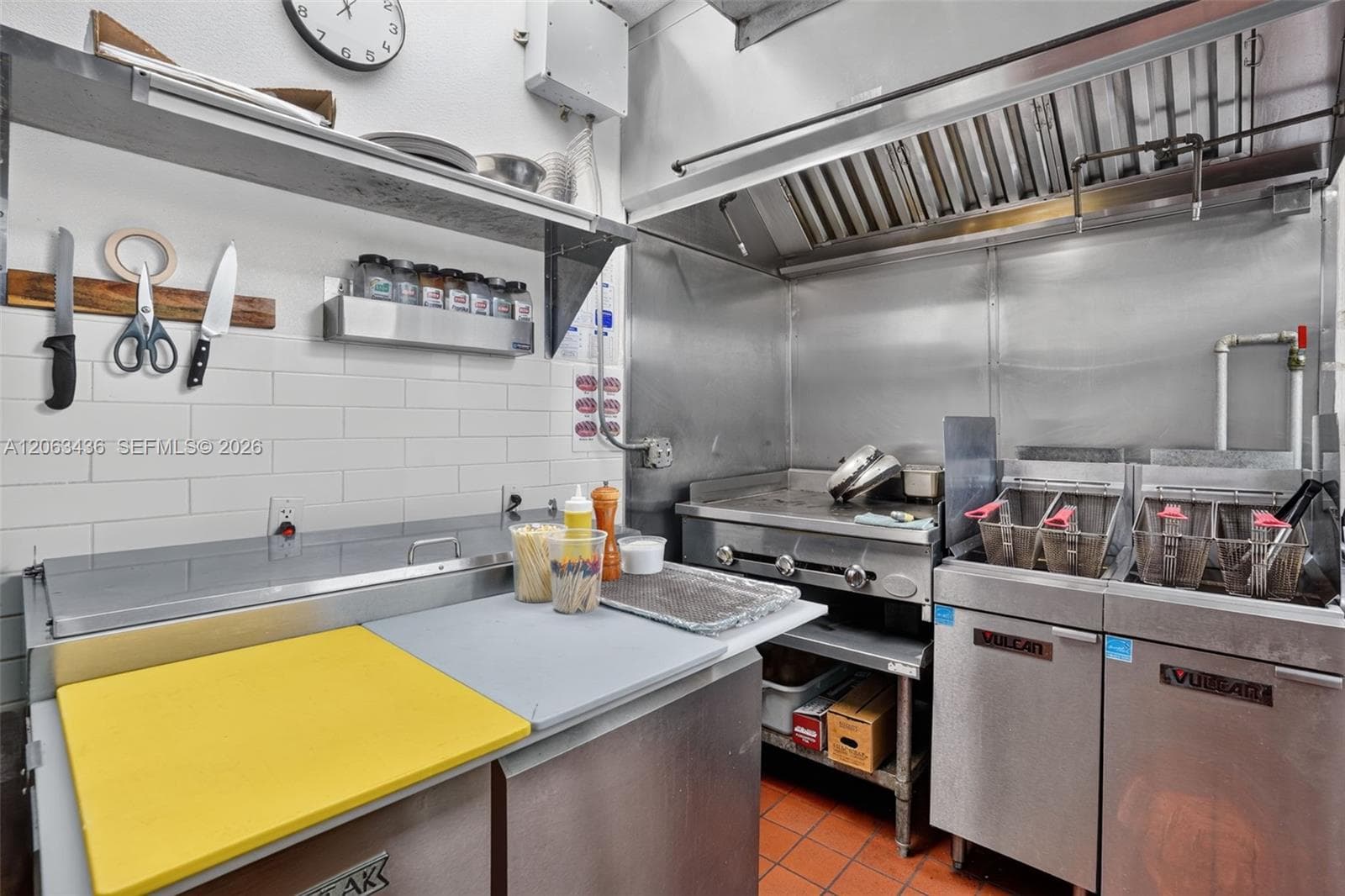 Turnkey Hollywood Restaurant w/ Hood, Gas & 2COP!, Hollywood FL 33021 photo 5