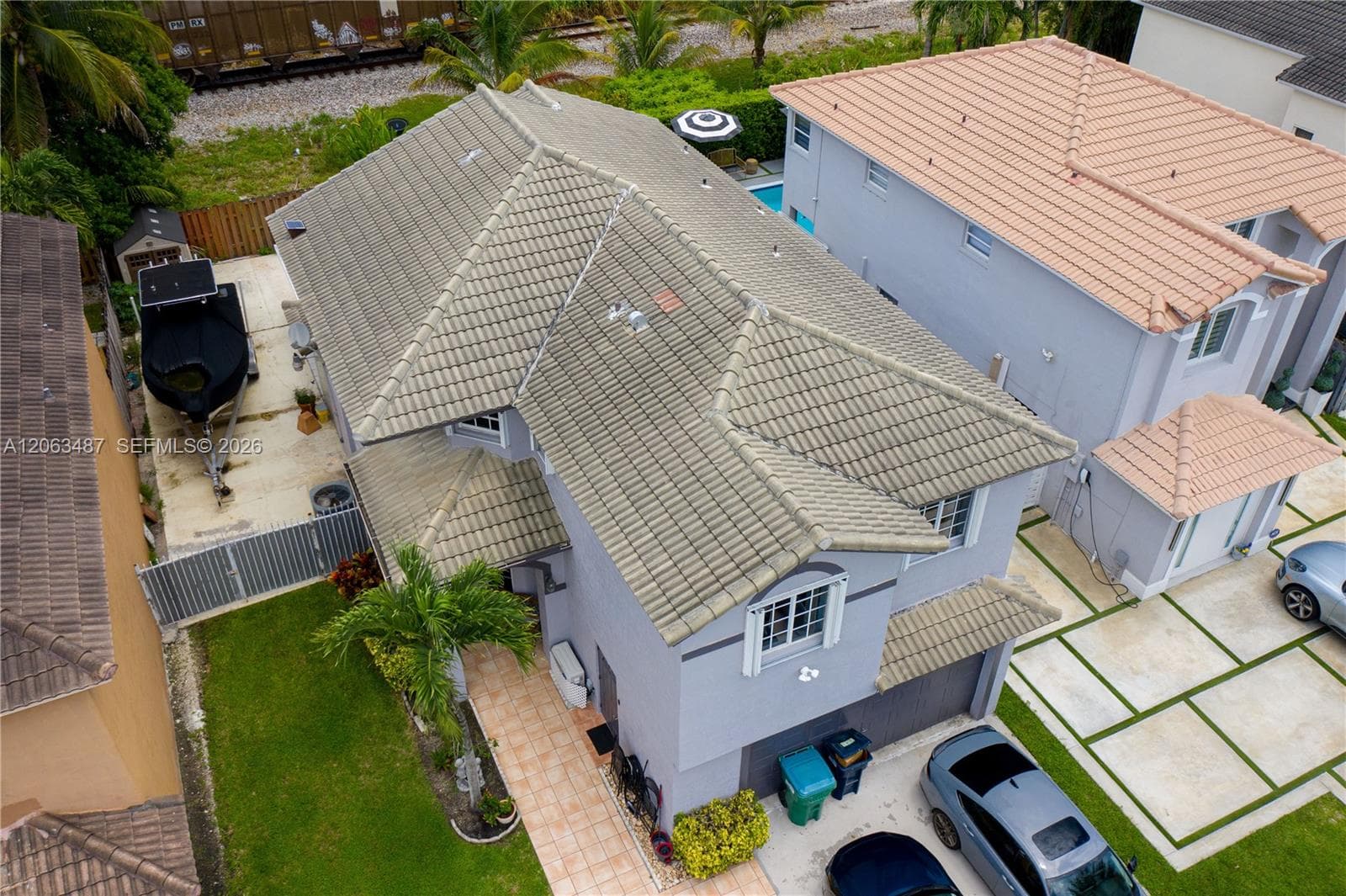 14835 SW 138th Ter, Miami FL 33196 photo 2